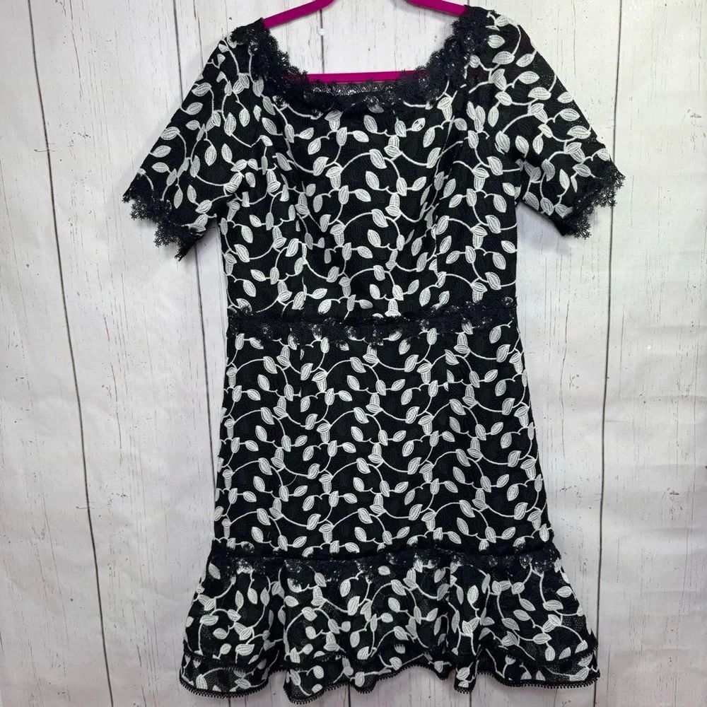 Shani Black White Floral Lace Cocktail Dress Ruffle Hem 12 Coquette Romantic